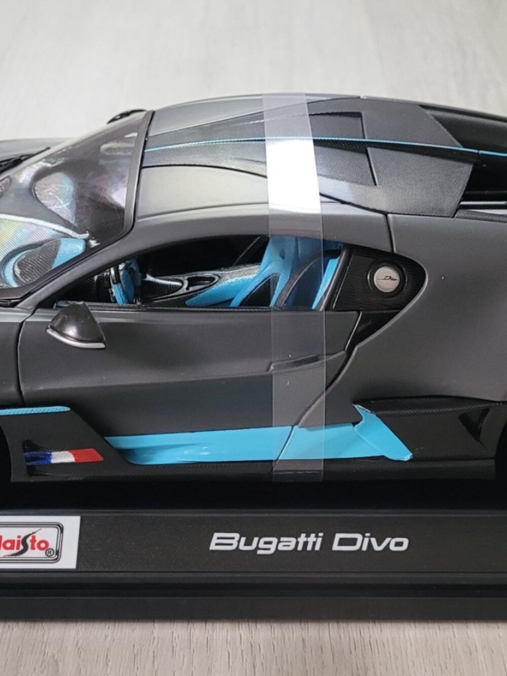 Maisto 2026 - Special Edition - Bugatti Divo 1:18 - Picture 3 of 6